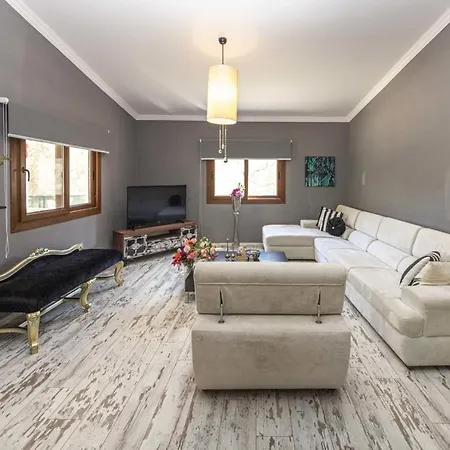 Enchanting House With Impressive Interior Design Surrounded By Nature In Bodrum *